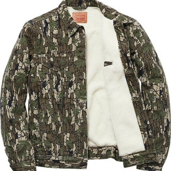 SUPREME X LEVI’S SHERPA HEAVY DUTY TRUCKER JACKET - Picture 4 of 16